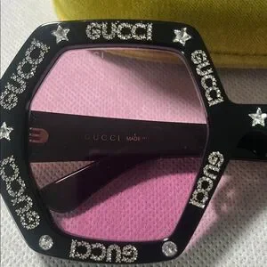 Gucci | Accessories | Gucci Green Velvet Belt With Luxurious  display picture 3
